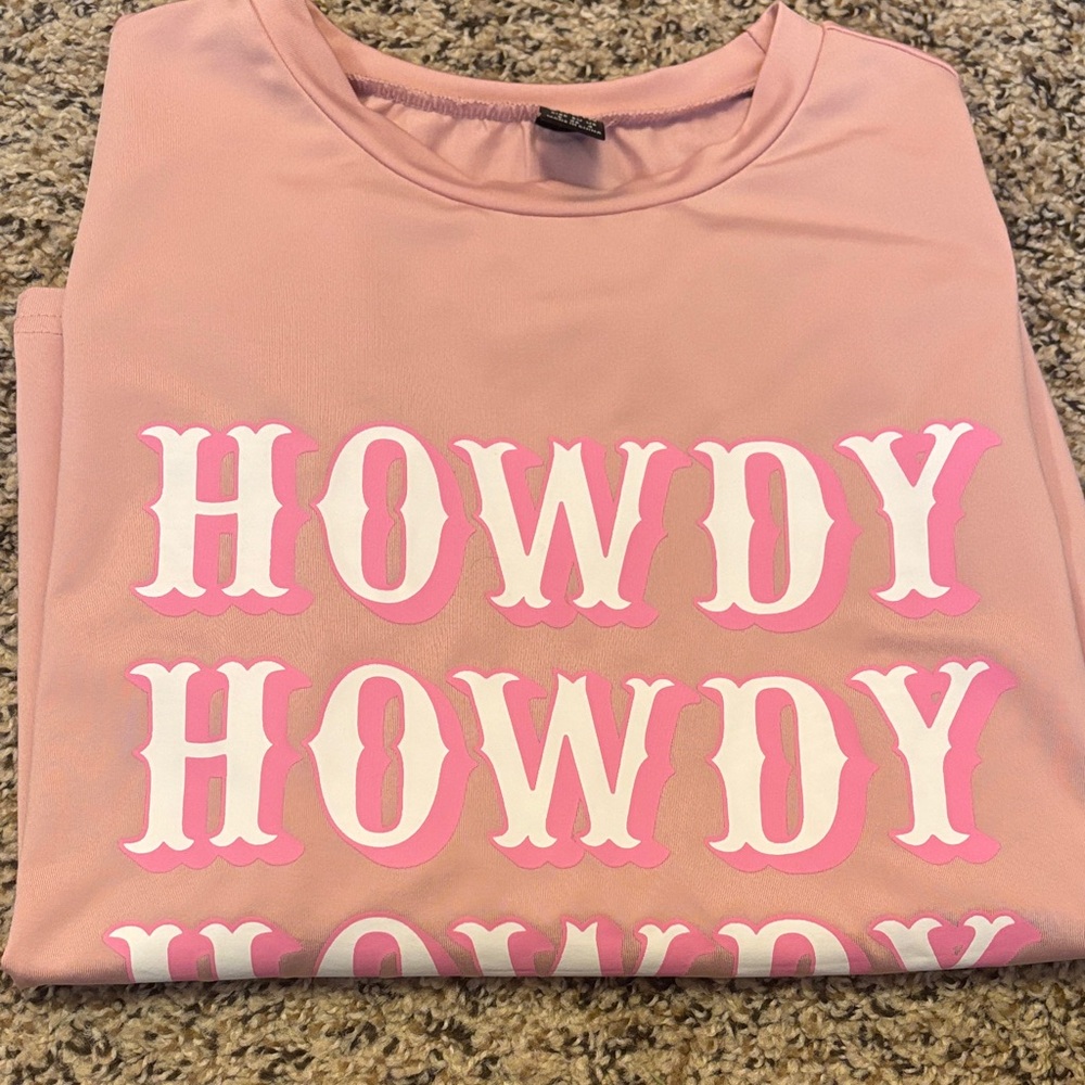 SHEIN Pink 'Howdy' Short Sleeve Tee
